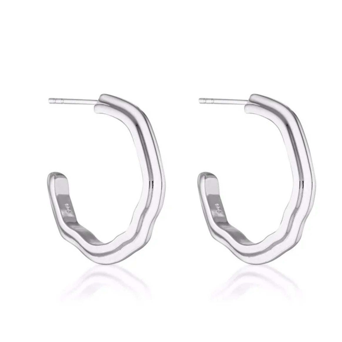 Linda Tahija - Contour Hoop Earrings
