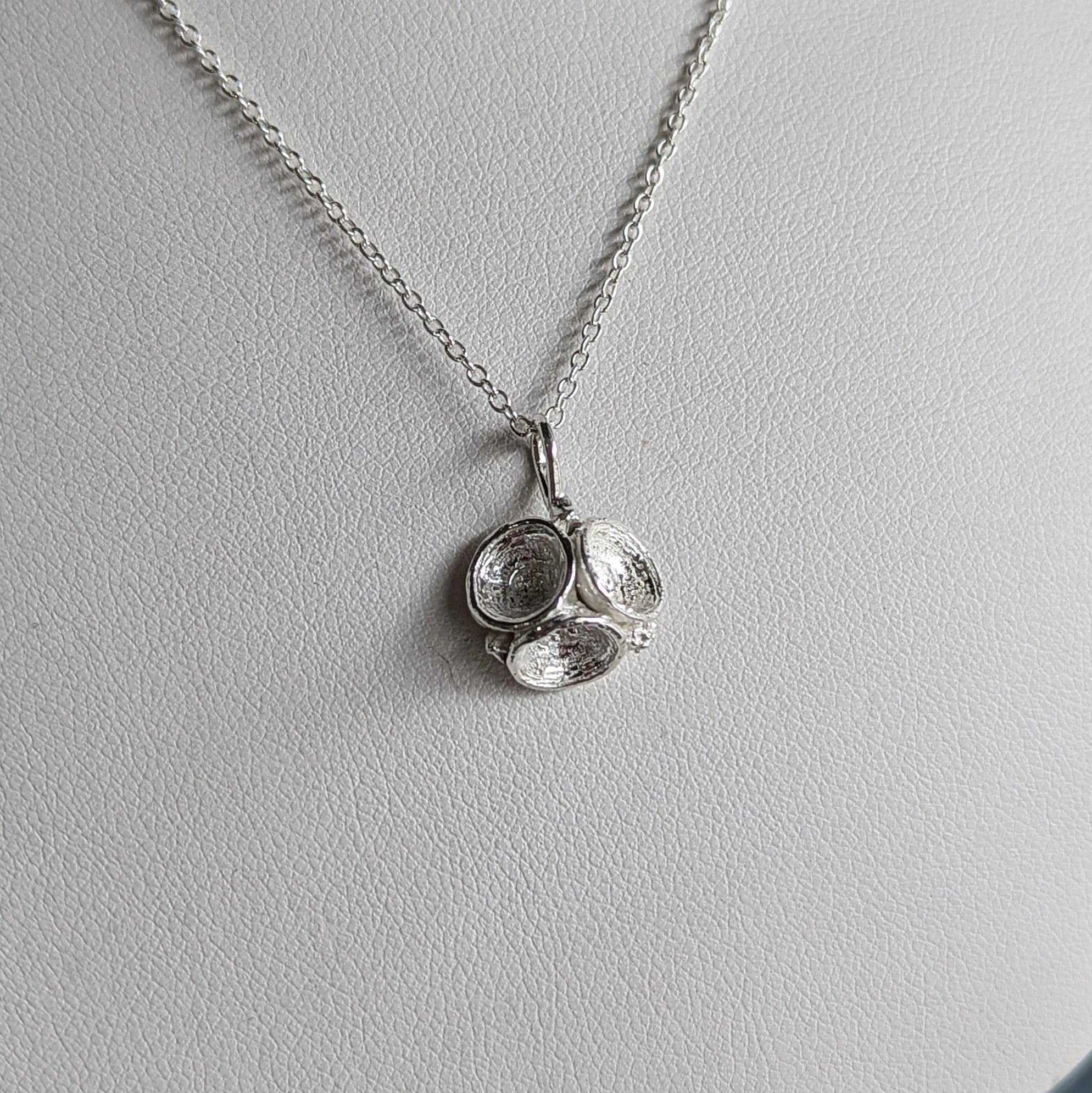 Manuela Igreja - Trio Leucoxylon Necklace