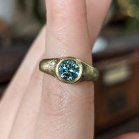 Bounty Ring - Moissanite