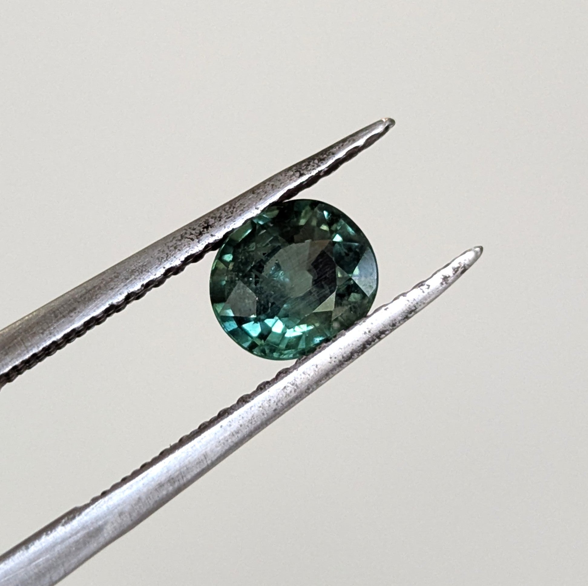 1.11ct Sapphire - Oval Sapphire