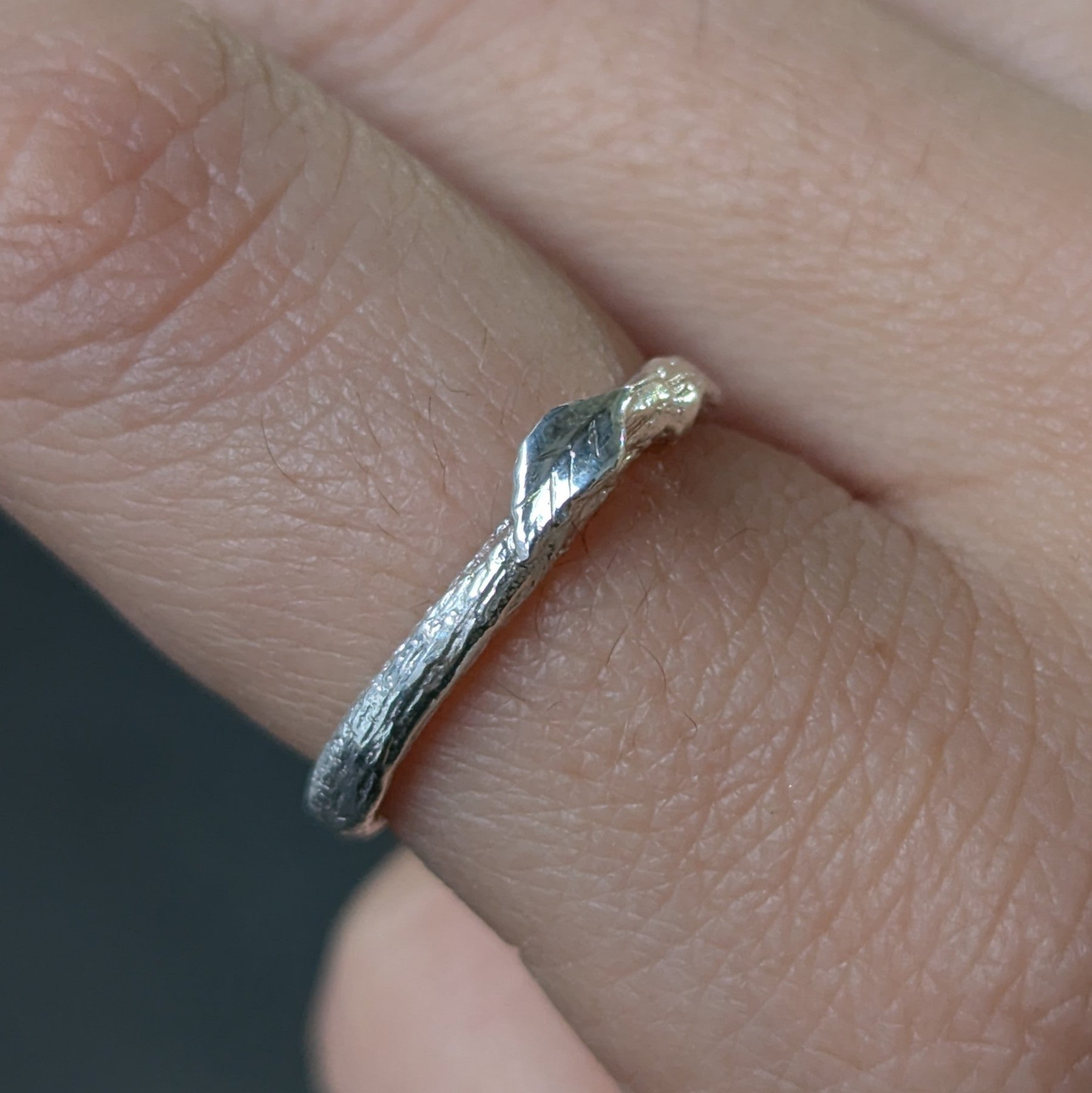 Kirra-Lea - Angel Hair Vine Single Leaf Ring