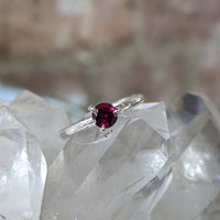 Kirra-Lea -  Sterling Silver Angel Hair Vine Three Claw ring