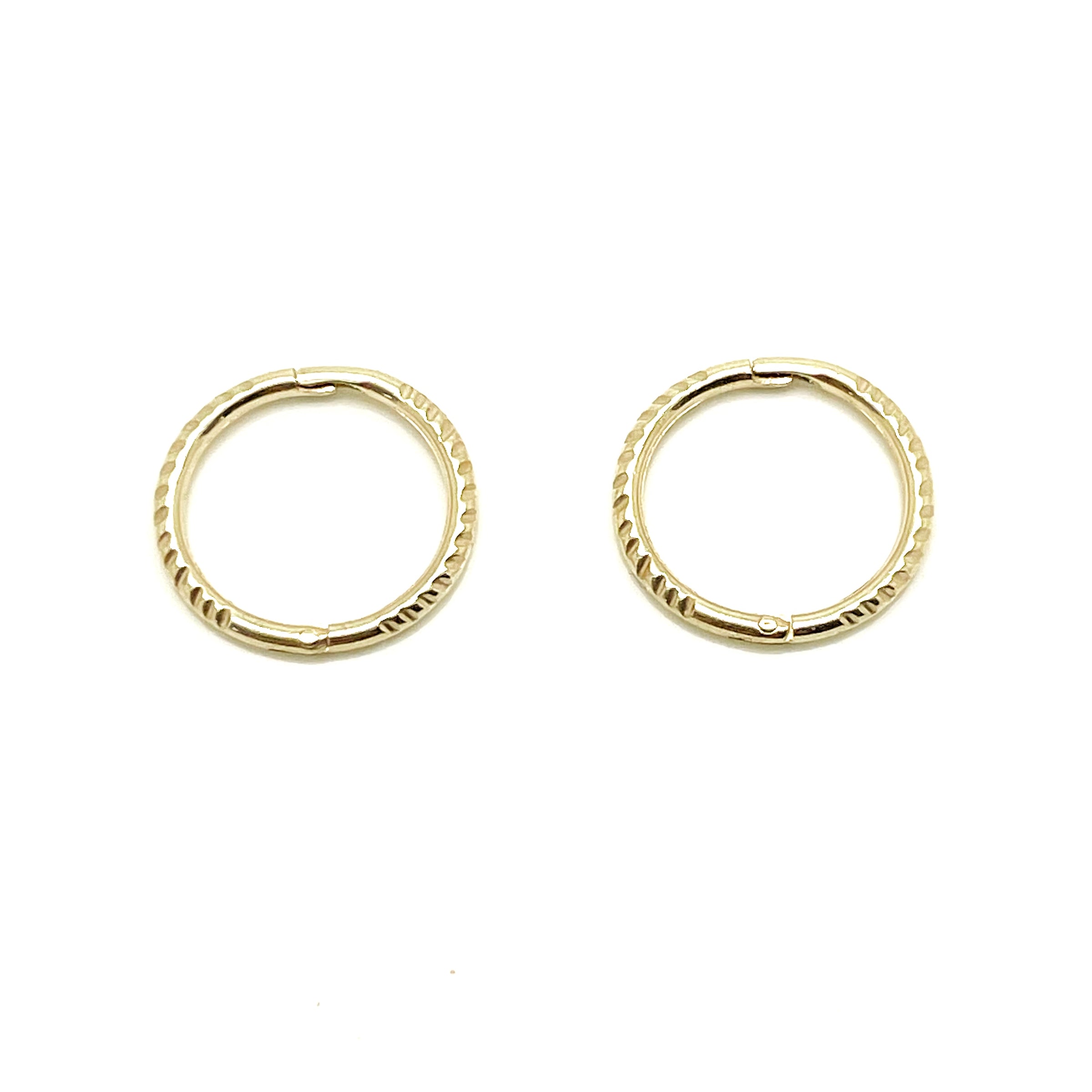 Sleepers - 9ct Gold Twist 8mm