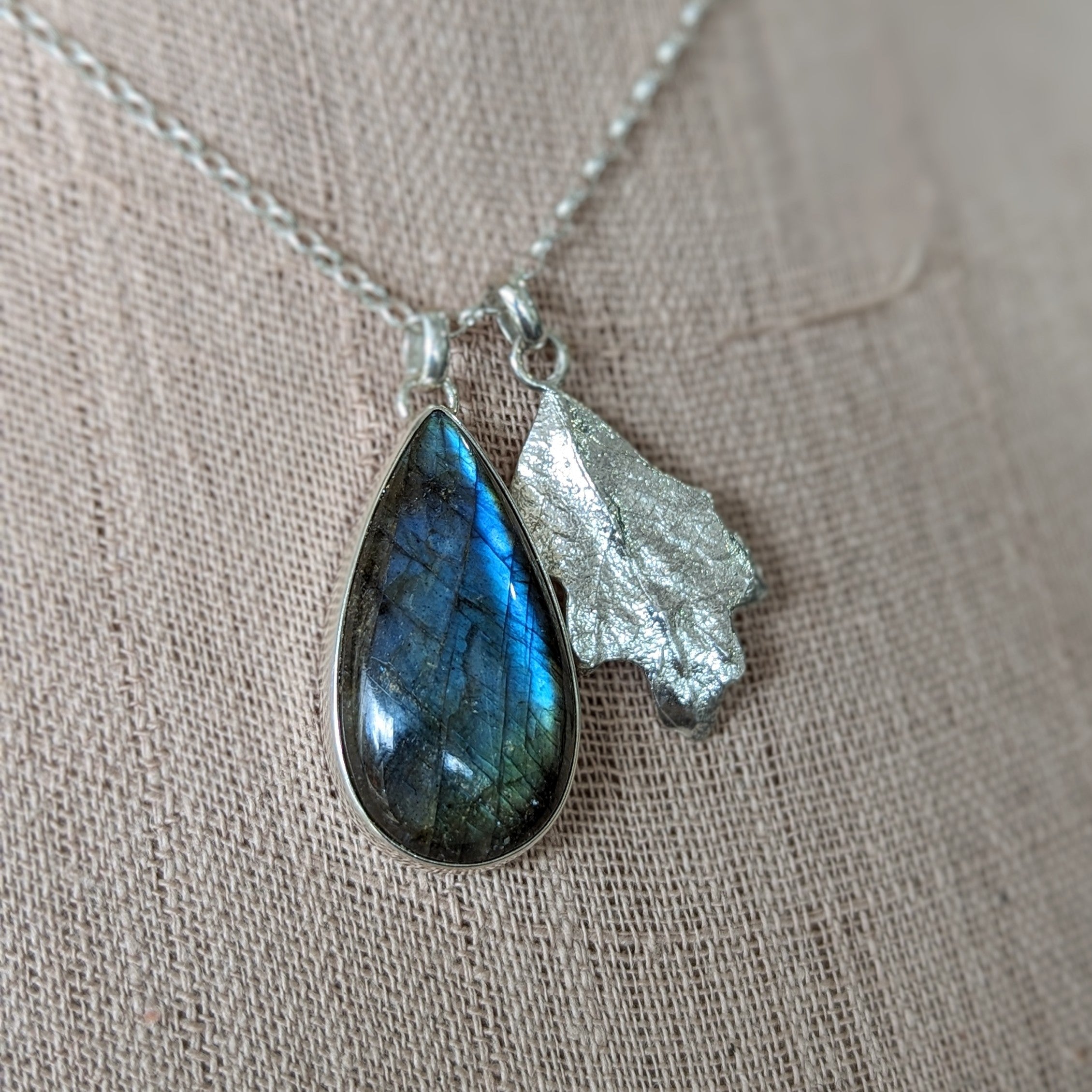 Kirra-Lea - Bezel Set Labradorite Necklace with Oak Leaf Charm