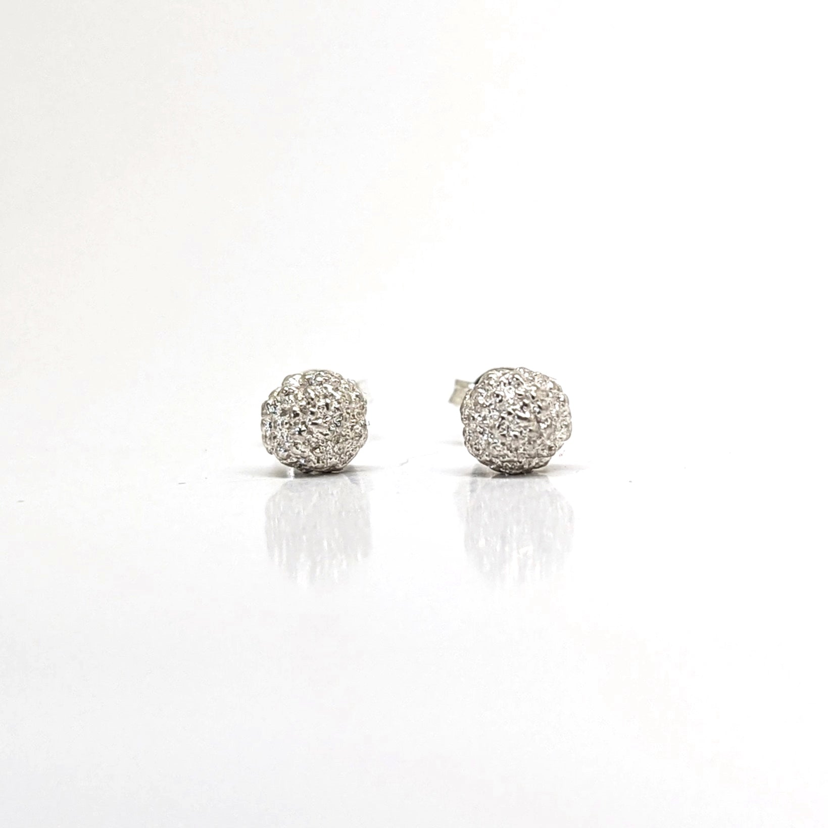 Manuela Igreja - Cushion Bush Studs