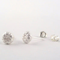 Manuela Igreja - Daisy Buds Studs