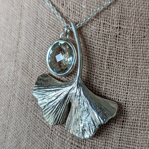 Kirra-Lea - Ginko Leaf Necklace with Mint Quartz
