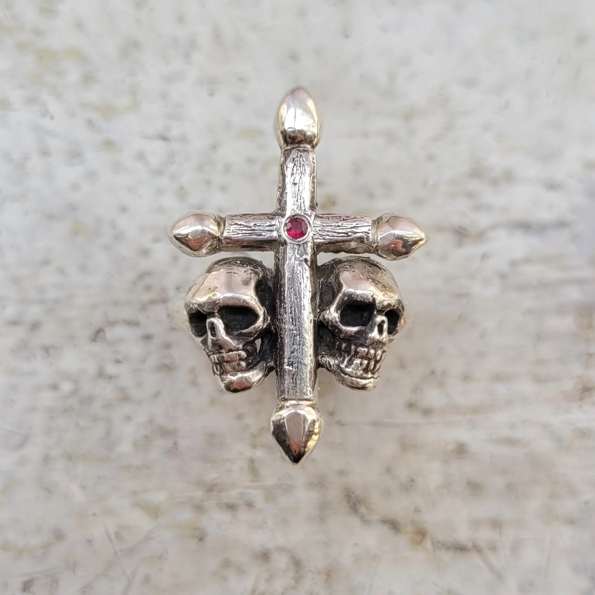 ANT HAT - Faithful Tears Ring
