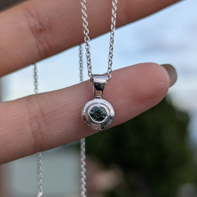 Astro Fengi - Duo Pendant