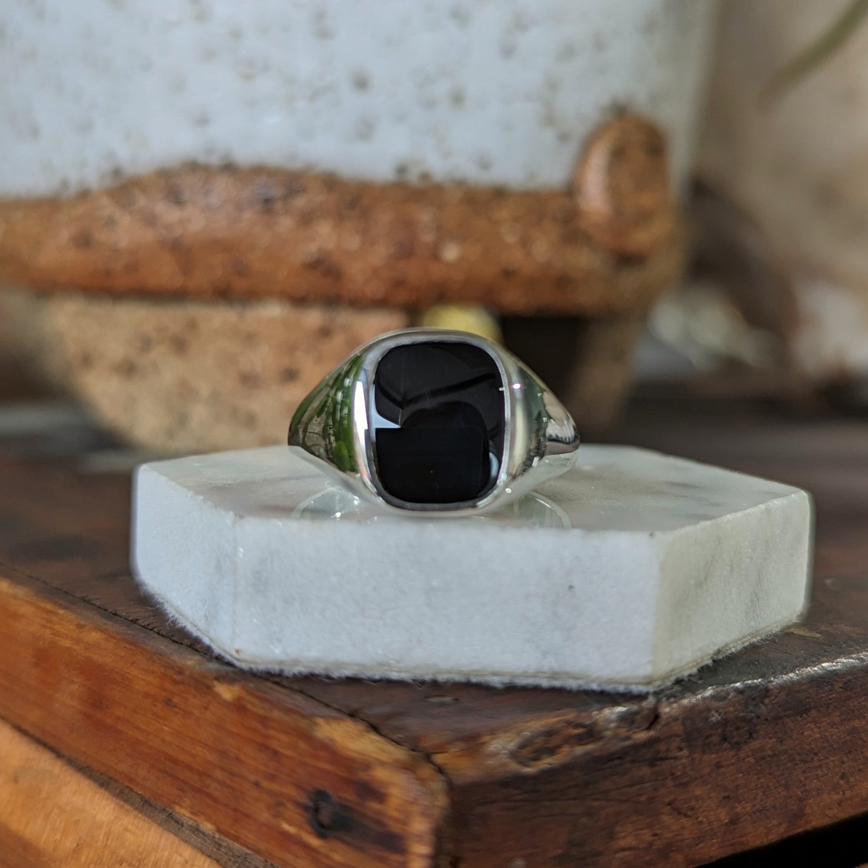 Signet Ring - Oval Onyx