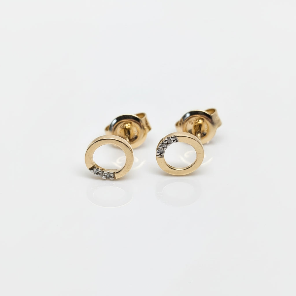 Circle Diamond - 9ct Yellow Gold