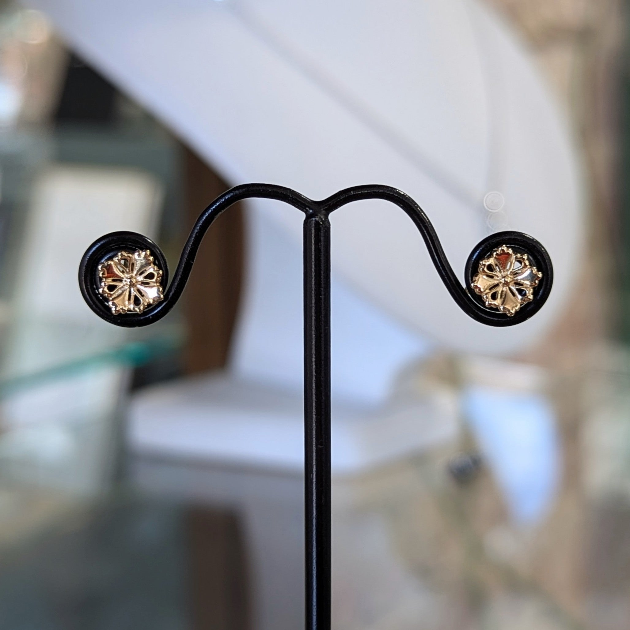 Flower Studs - 9ct Yellow Gold