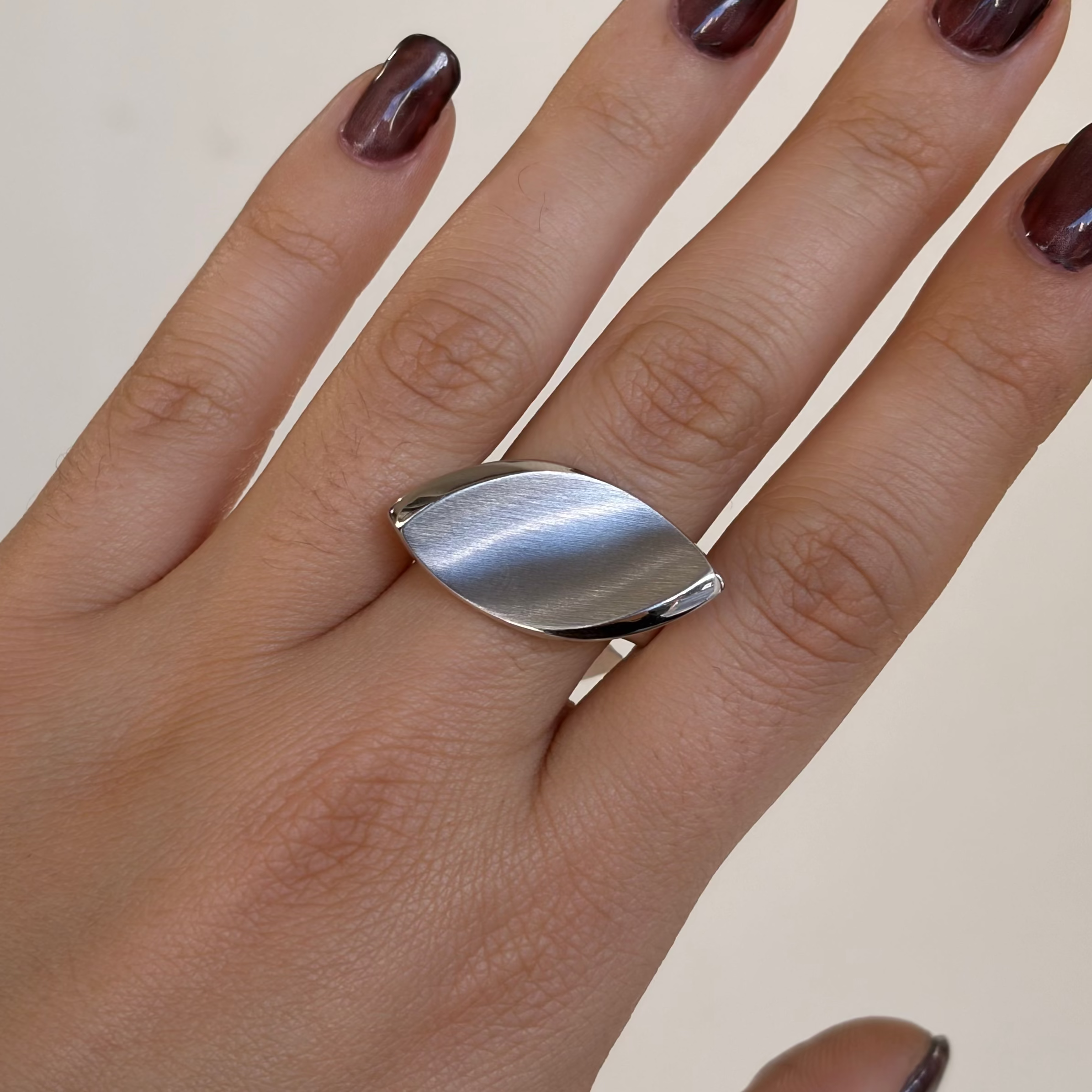 Bastian Inverun - Statement Leaf Ring