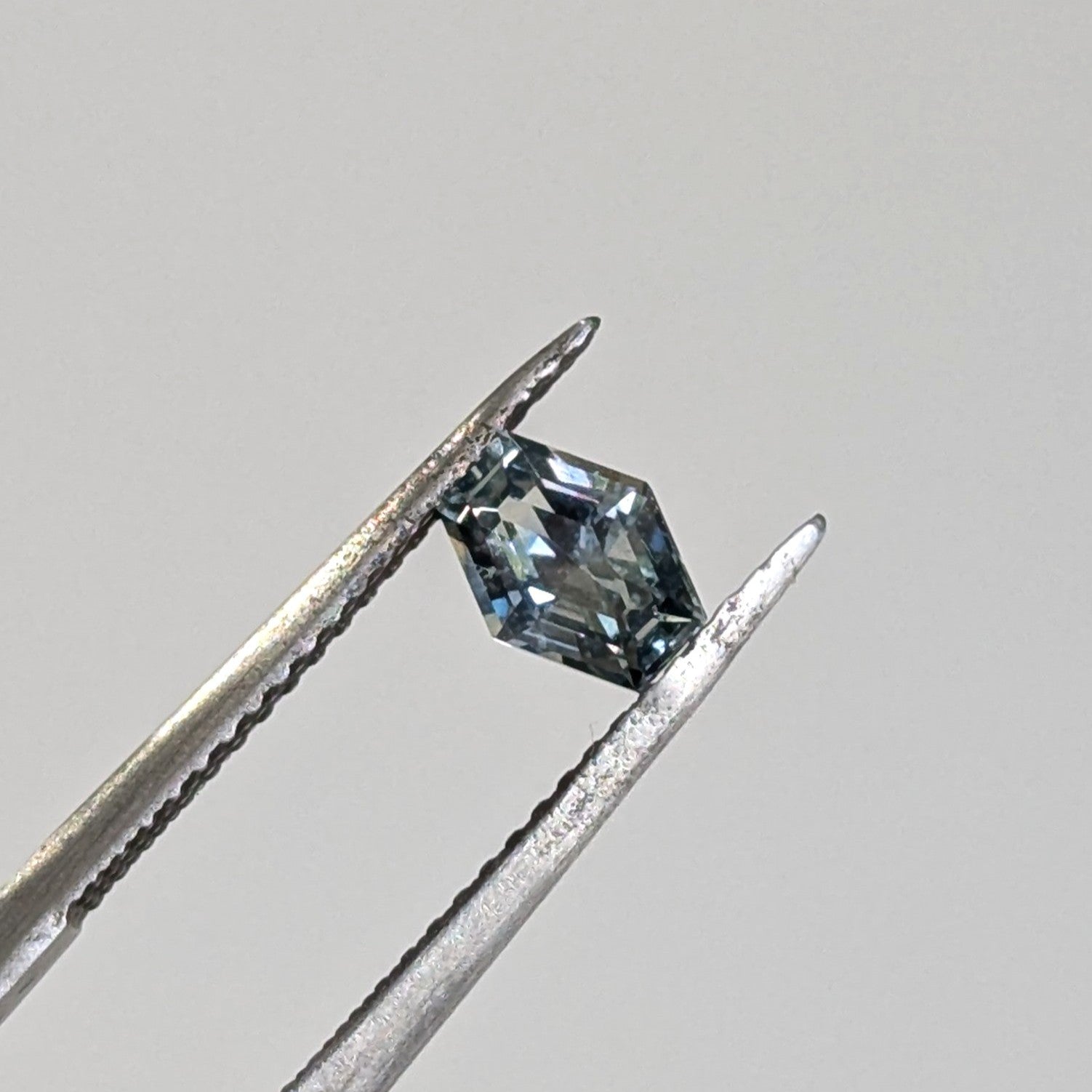 0.76ct Sapphire - Narrow Hexagon Sapphire