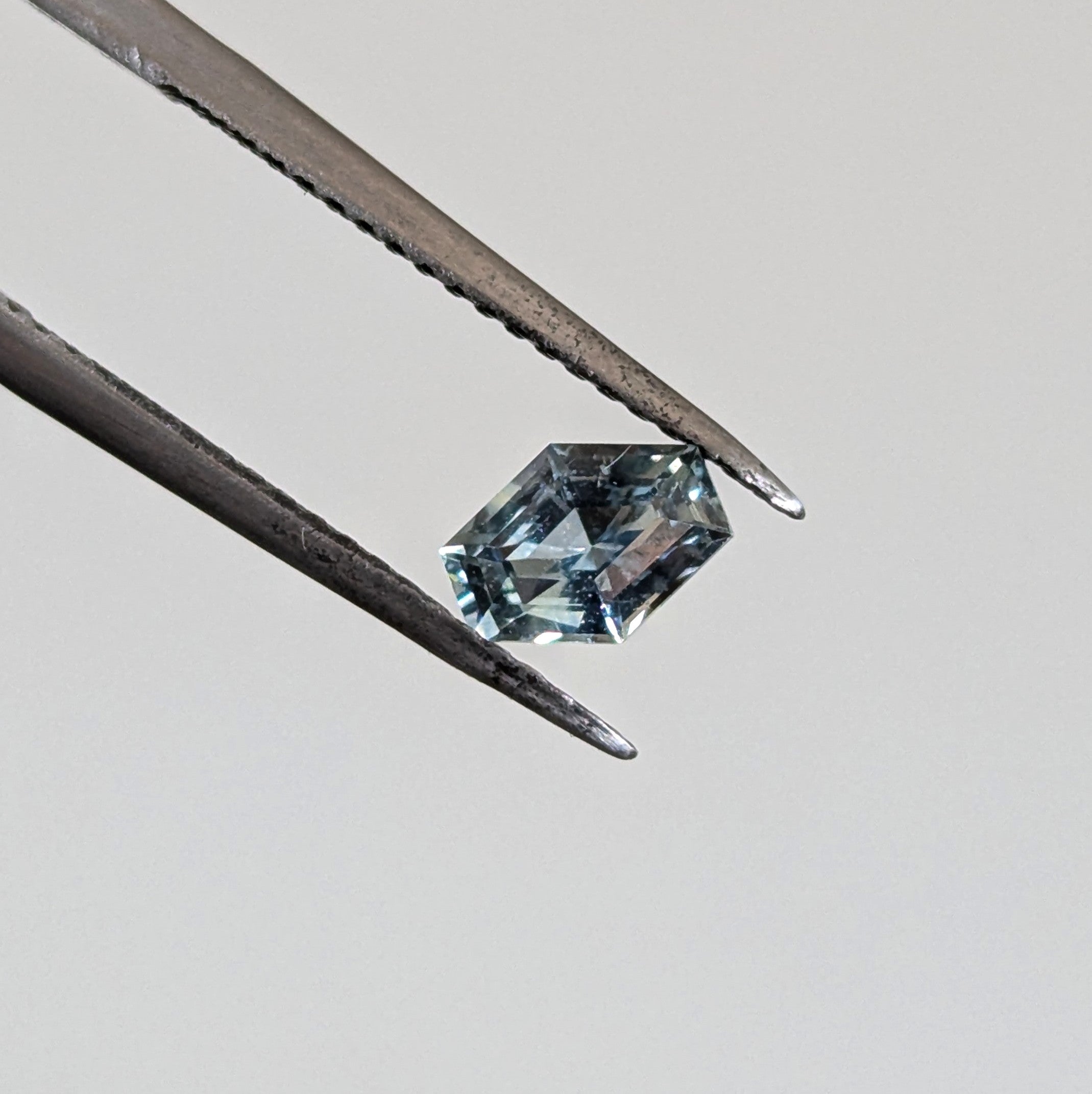 0.76ct Sapphire - Narrow Hexagon Sapphire