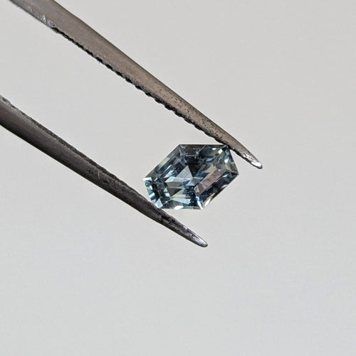 0.76ct Sapphire - Narrow Hexagon Sapphire