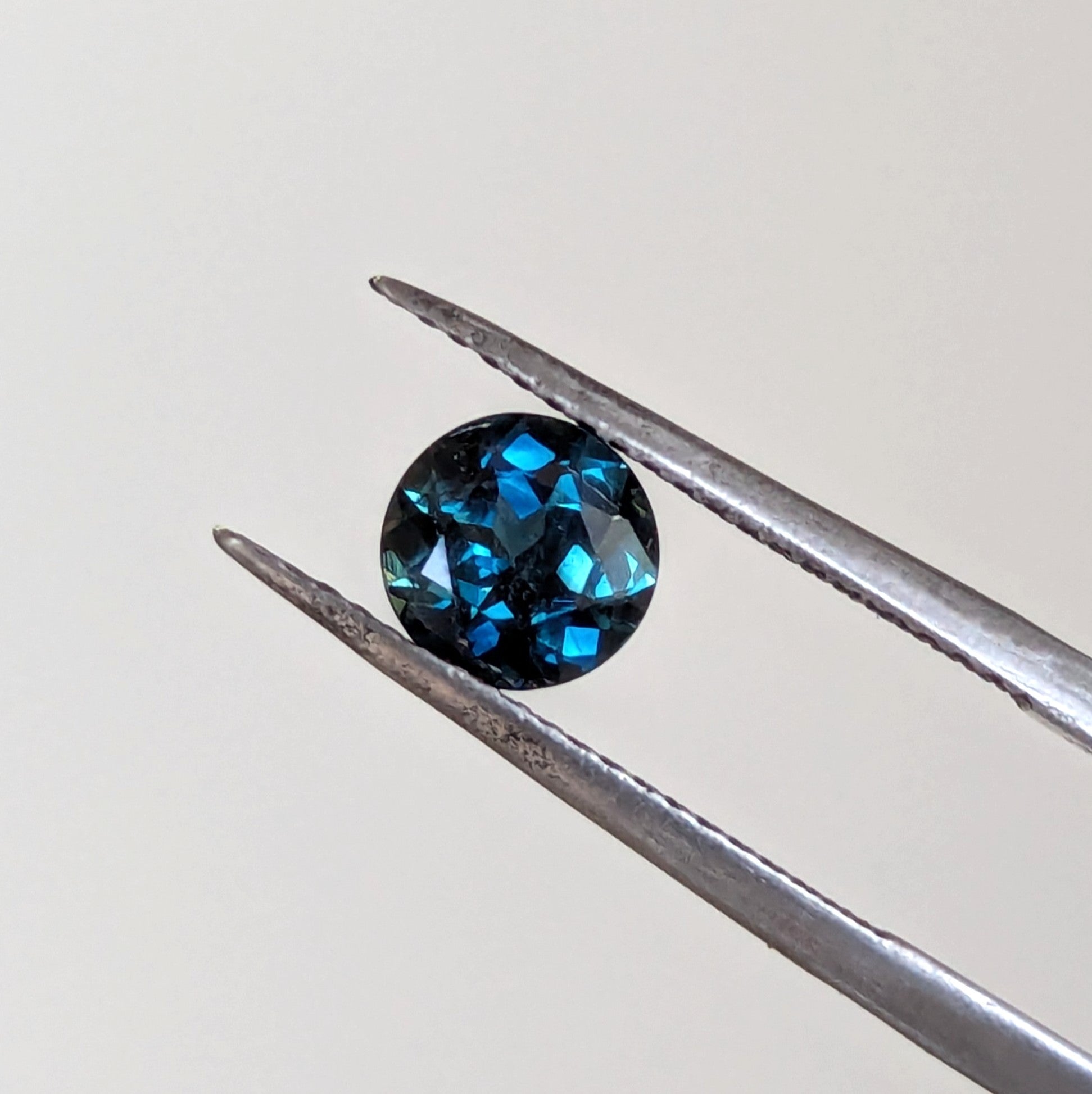 0.81ct Sapphire - Australian Round