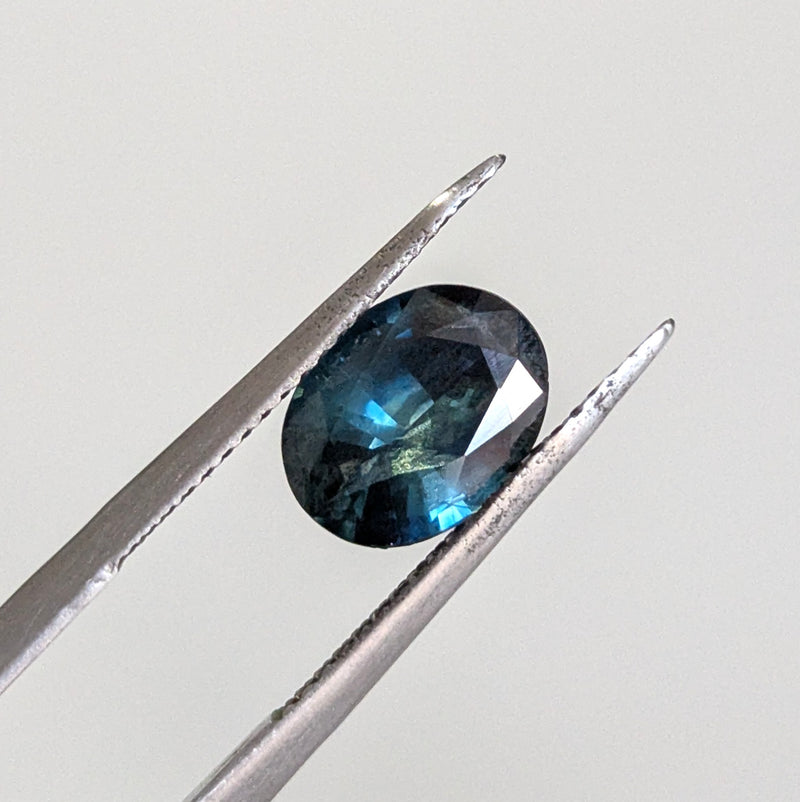 2.10ct Sapphire - Oval Sapphire