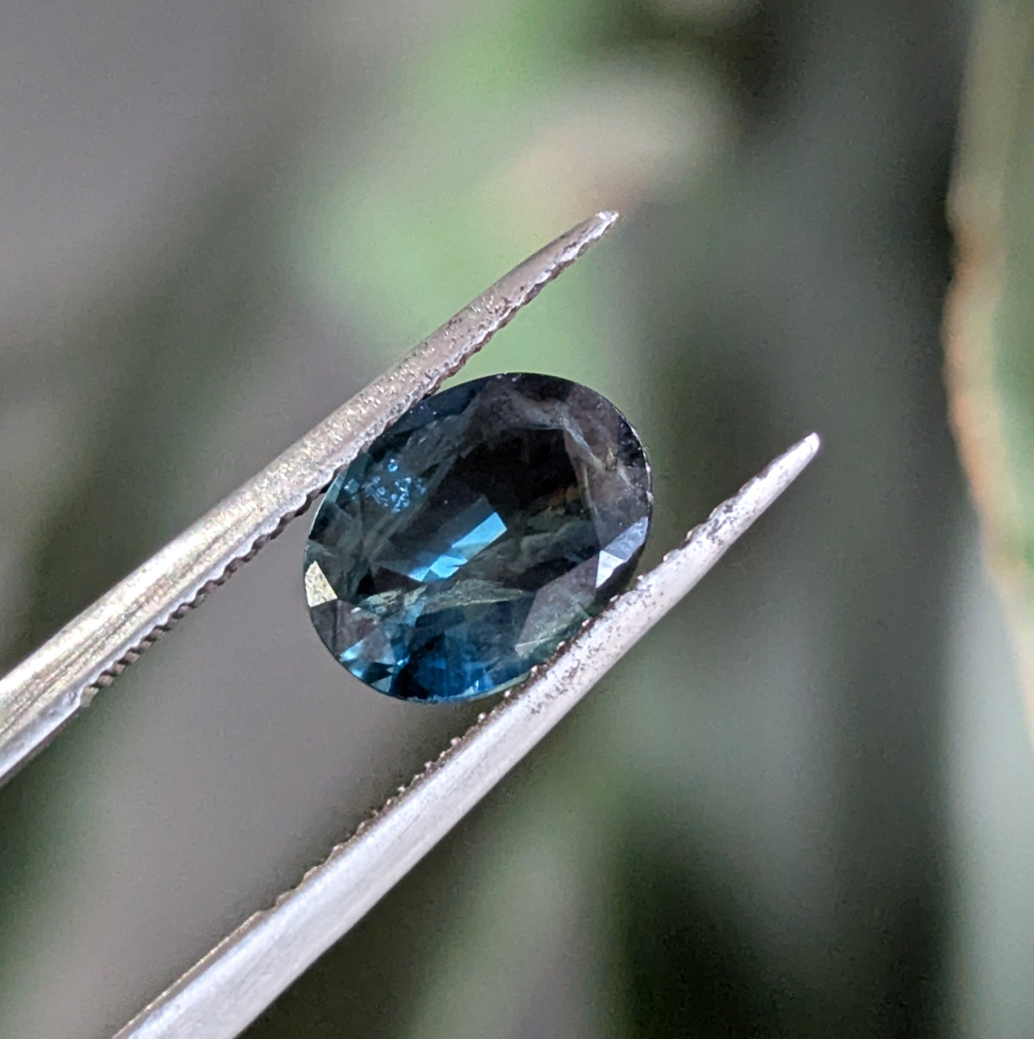 2.10ct Sapphire - Oval Sapphire