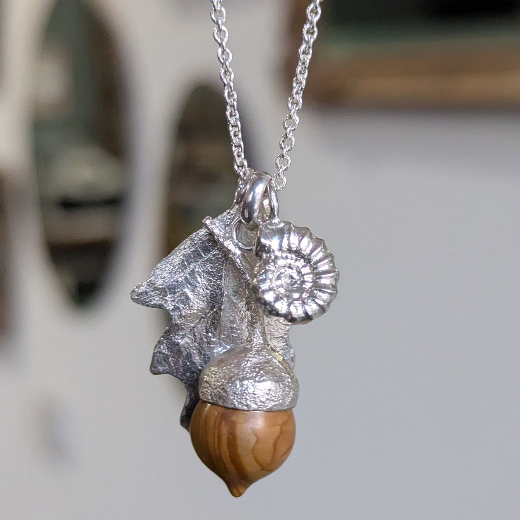 Kirra-Lea - Oak Leaf Pendant with Ammonite and Petrified Wood