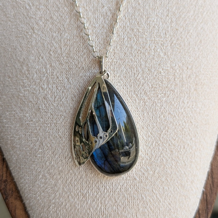 Kirra-Lea - Butterfly Wing with Labradorite