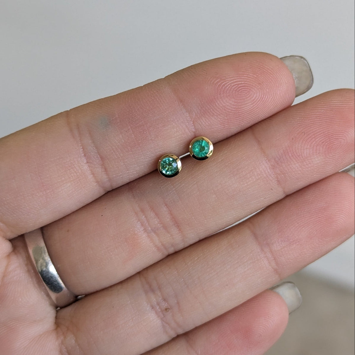 Emerald Studs