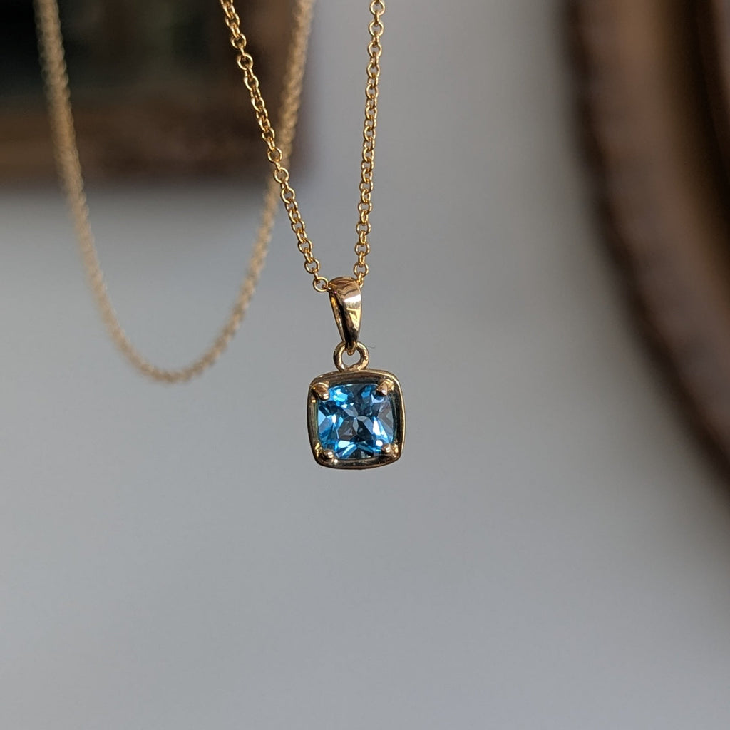 Cushion Pendant