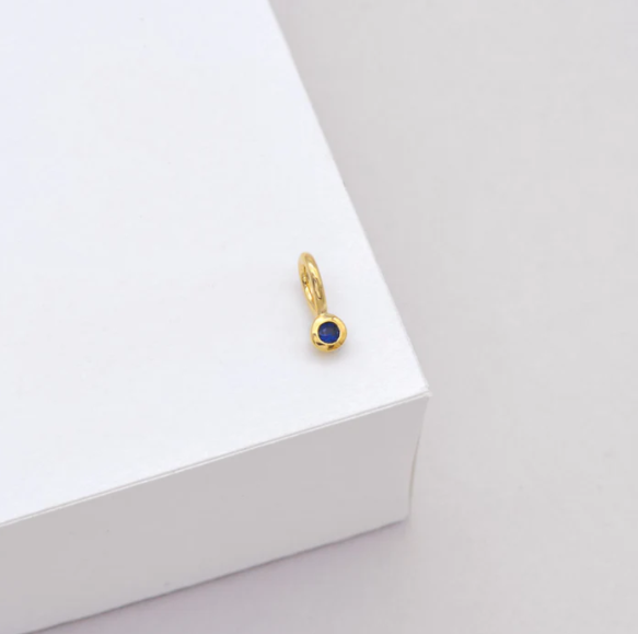 Linda Tahija - Tiny Sapphire Charm 9ct Gold