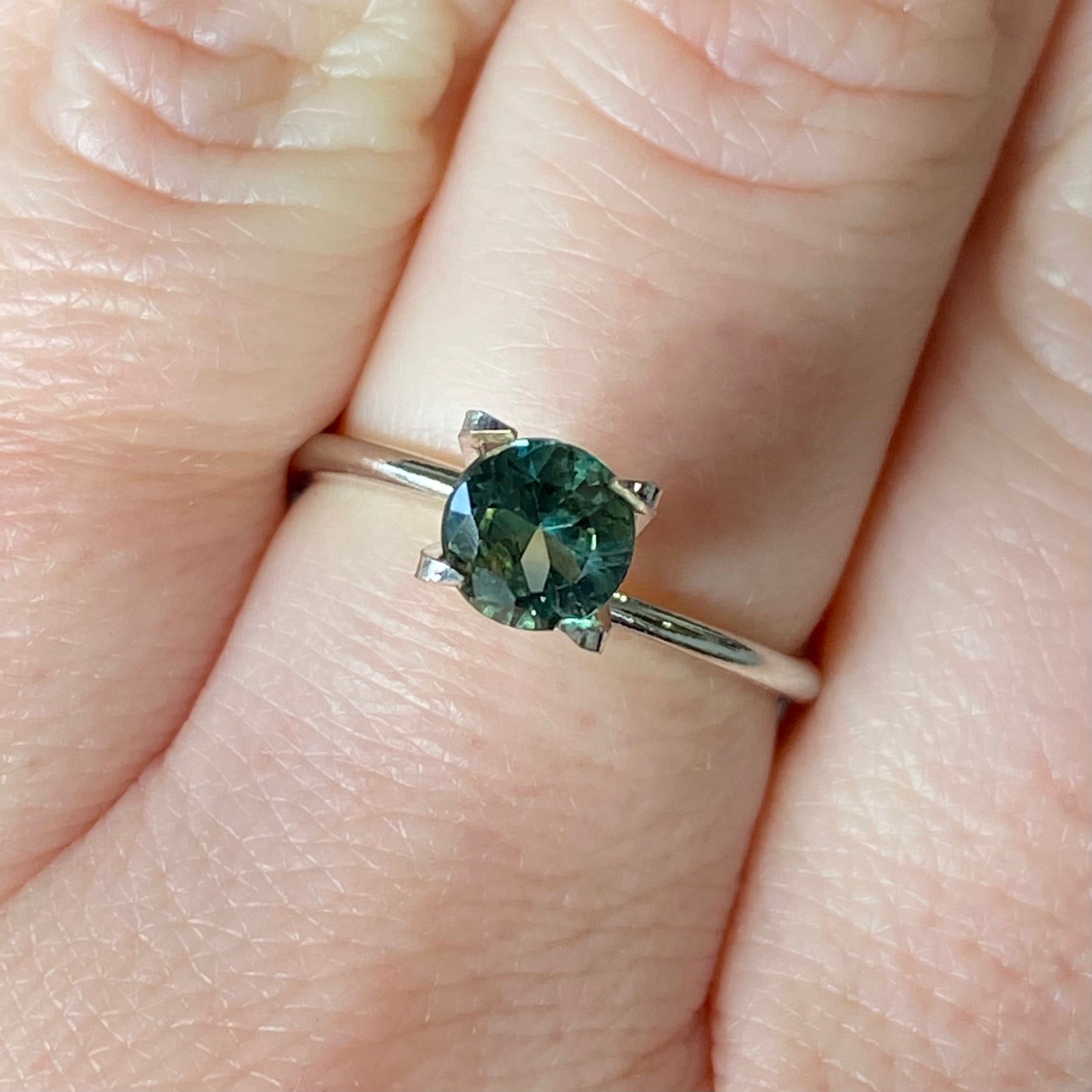 0.94ct Sapphire - Australian Teal Parti