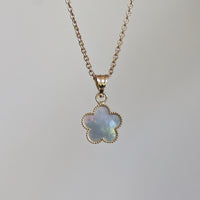 Flower Mother of Pearl Pendant