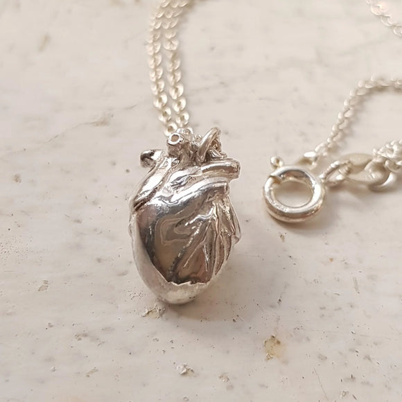 ANT HAT - Anatomical Heart necklace
