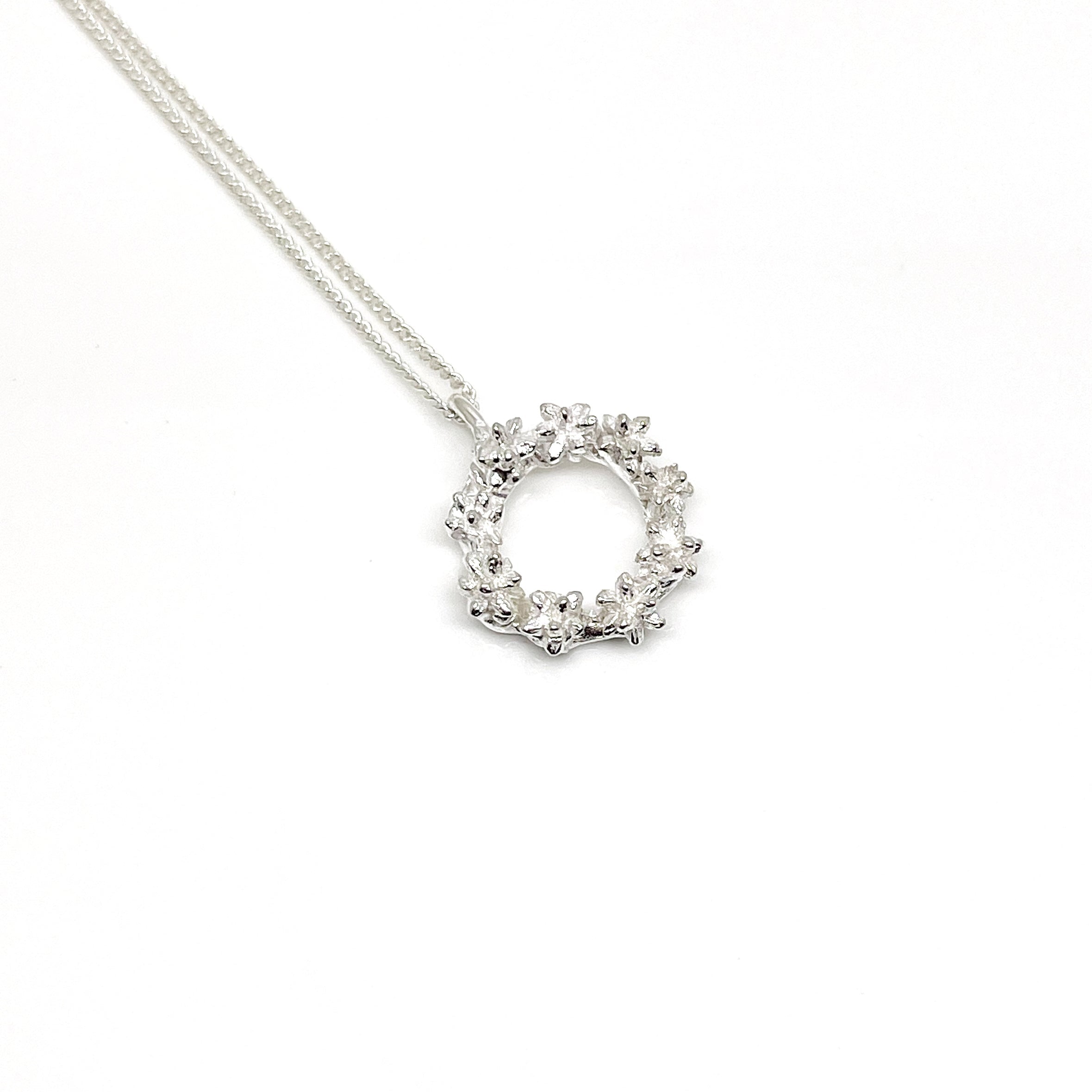 Manuela Igreja - Small Spur Wreath Necklace