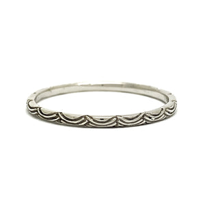Digby and Iona - Petite Wave Ring - 18ct White Gold