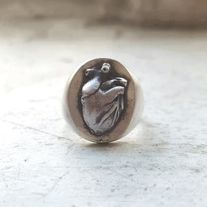 ANT HAT - Heart Signet Ring